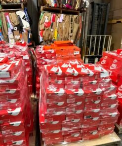 Nike Dunk Sneakers Pallet – 100 Authentic Pairs Wholesale | Mixed Styles, Sizes & Colors – $700