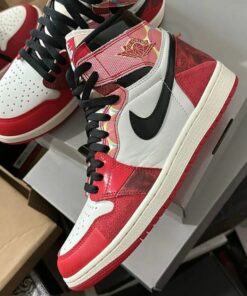 Authentic Nike sneakers pallets 100 pairs per pallet –  USA  pallet liquidation